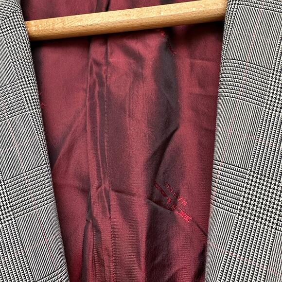 Kiton Grey Plaid Designer Sport Coat 58 EU / 48 US - Picture 7 of 11